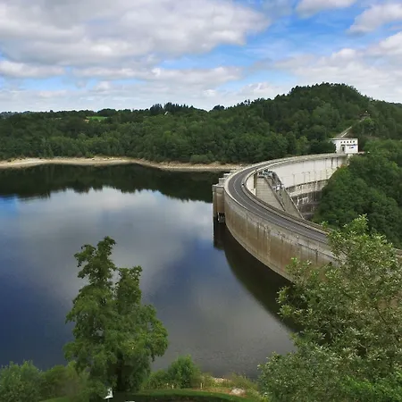 Vvf Cantal Champs-sur-tarentaine 3*