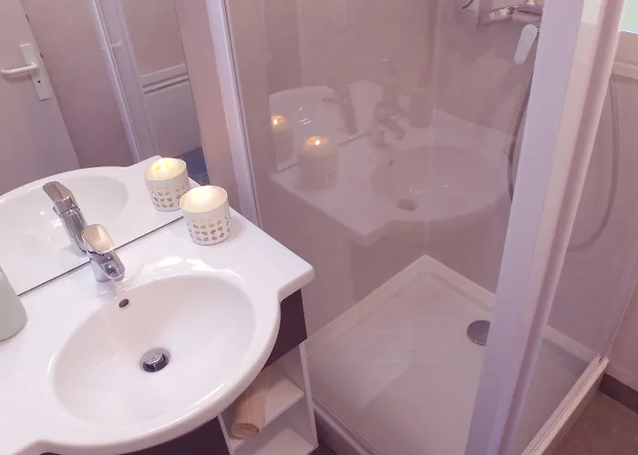 Vvf Villages   Les Lacs Du Cantal   Champs-sur-tarentaine Village de vacances 3*